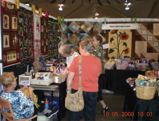 xx Vendors - Monica's Quilt and Bead Creations